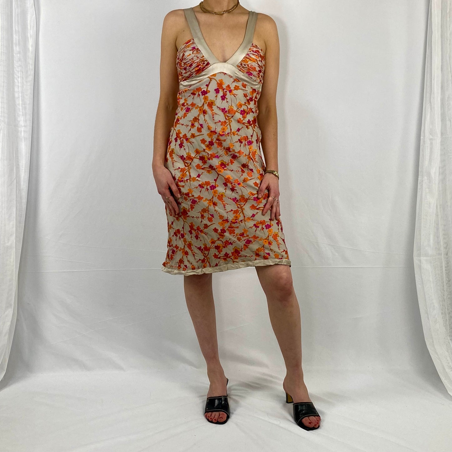 SILVER-FLORAL-COCKTAIL-DRESS-1