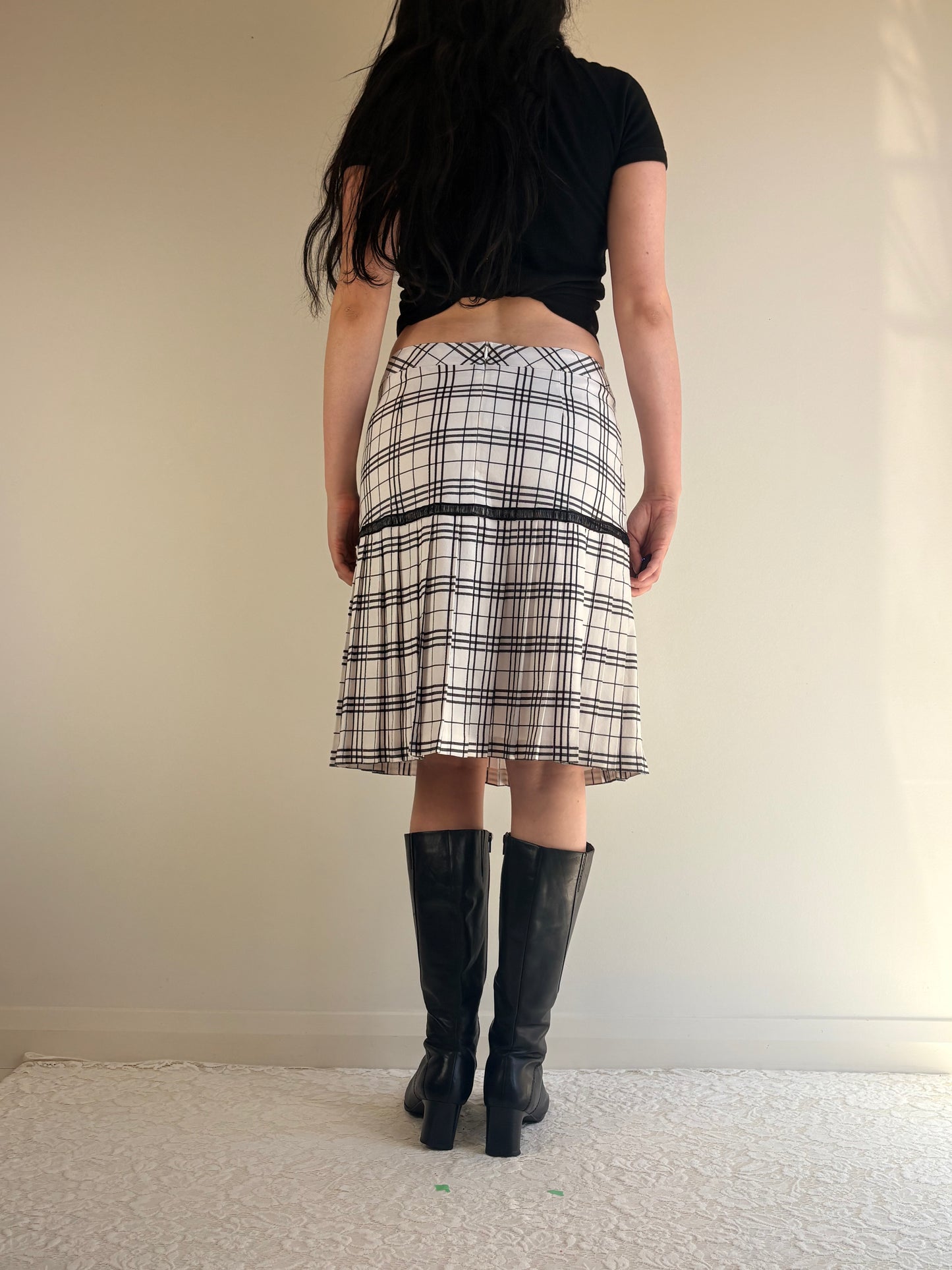 White Plaid Mid Rise Long Skirt