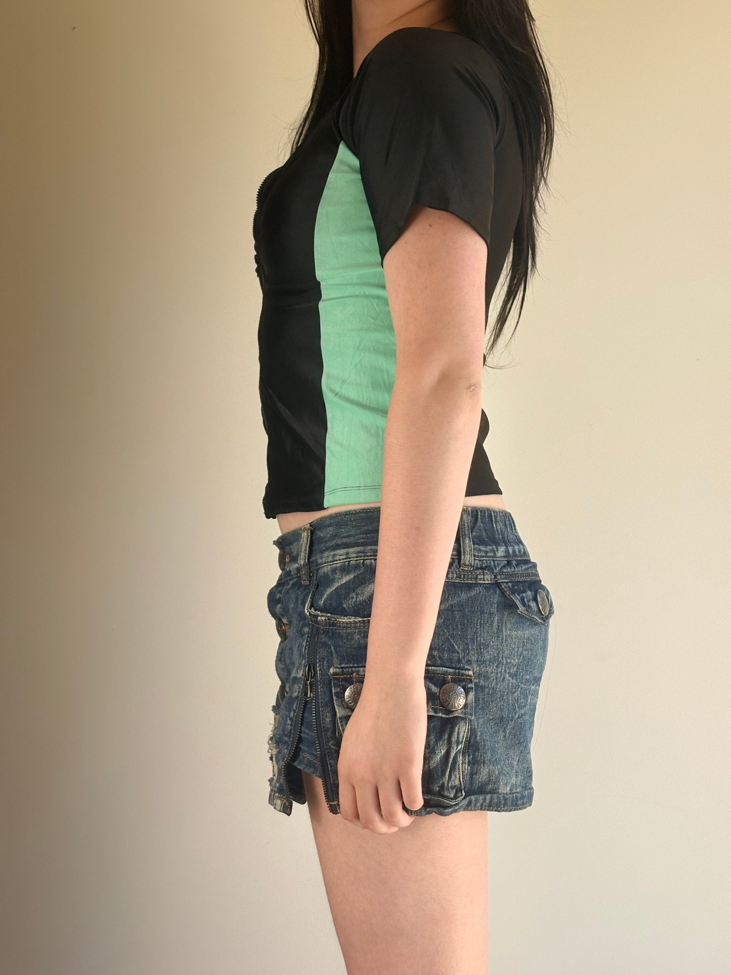 Black & Teal Short Sleeve Zip Sports Top