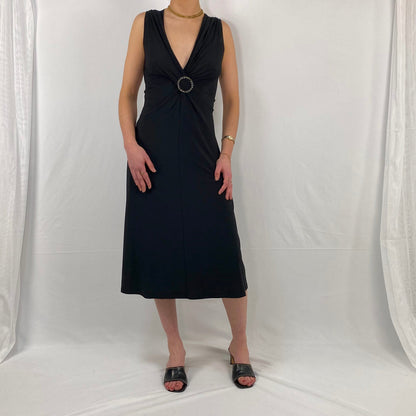 BLACK-CHIC-MIDI-DRESS-1